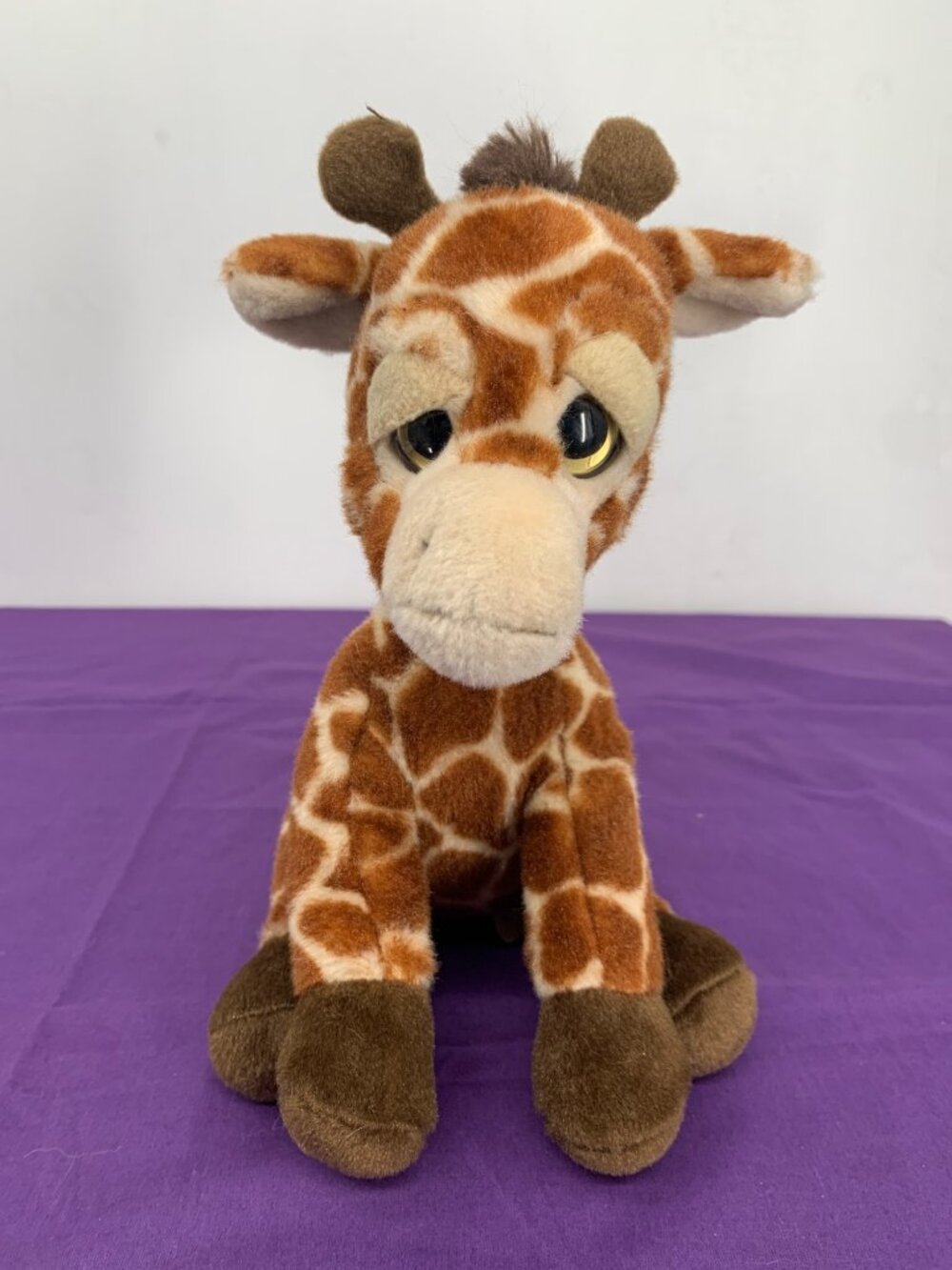 Giraffe 8 inch plush from Go Retail Group Brown Cream with brown feet & mane